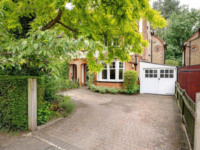 House for sale in Hockerill, Colliers End