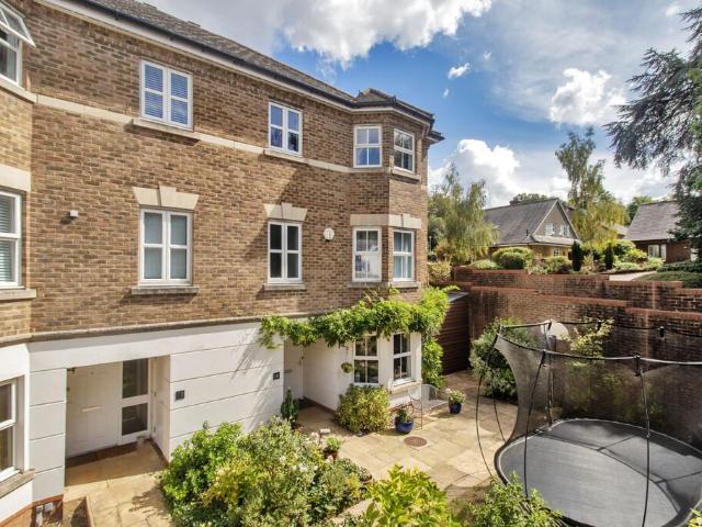 House for sale in Ferndale, Sandown Park