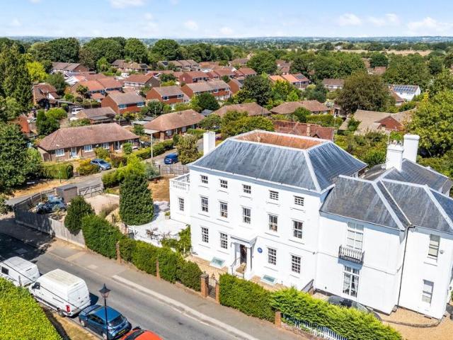 House for sale in Horsham, West Sussex