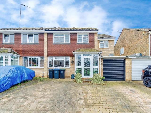 House for sale in London Borough of Croydon, Selsdon