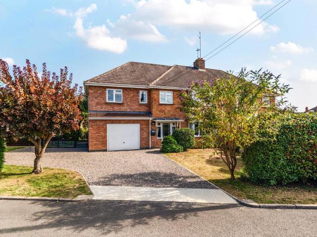 House for sale in Devizes, Wiltshire