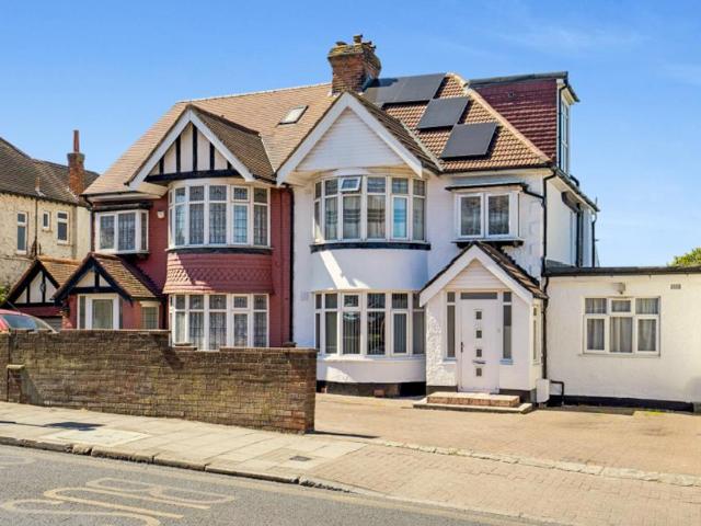 House for sale in Sudbury, Greater London