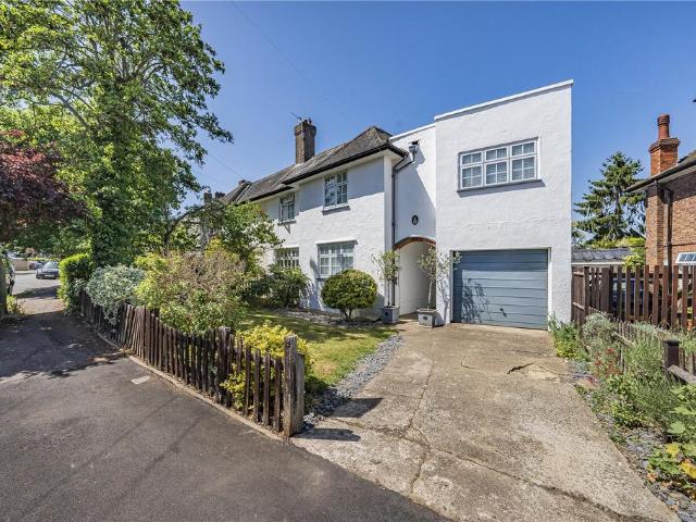 House for sale in New Malden, Greater London