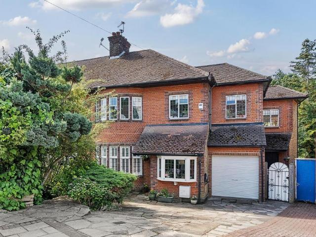 House for sale in West Finchley, Isle Of Man