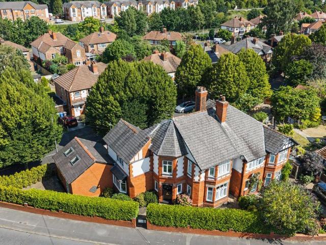 House for sale in Stockton Heath, Warrington