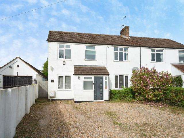 House for sale in Spring Vale, Hampshire