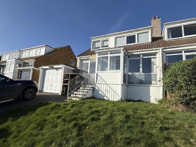 House for sale in Waun Fawr, Wales