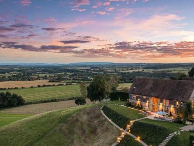 House for sale in Alcester, Stratford-on-Avon