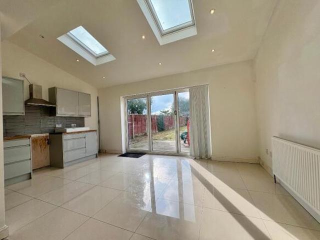 Farm for sale in Luton