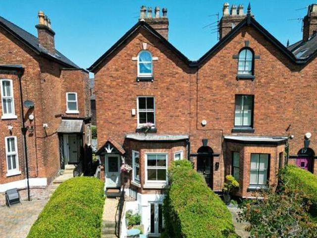 House for sale in Altrincham, Trafford