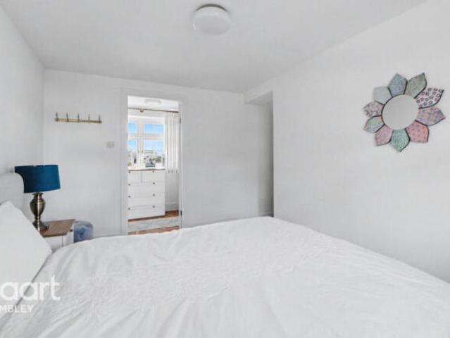 Farm for sale in Wembley, Greater London