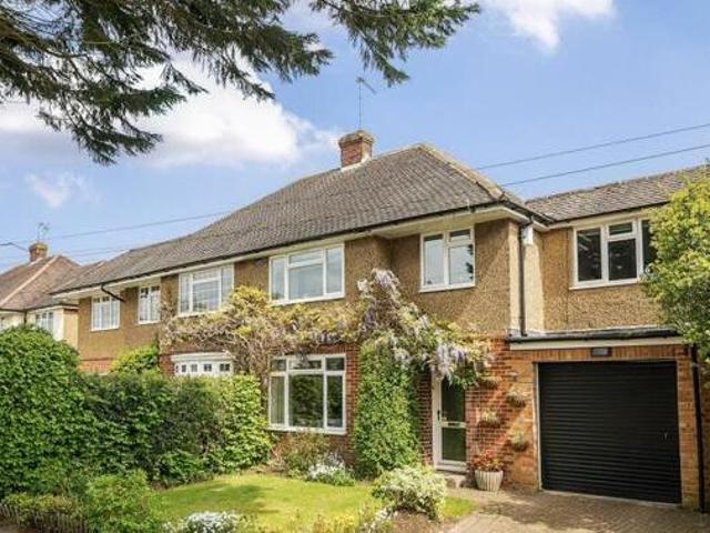 House for sale in Pachesham Park, Surrey