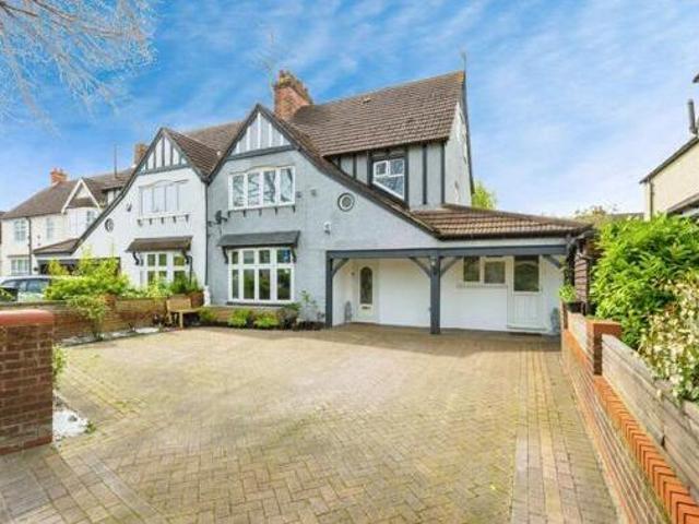 House for sale in Bedford