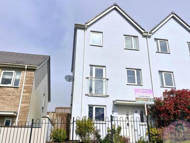 House for sale in Follaton, Strode