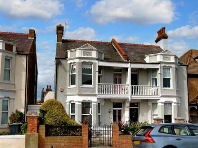 House for sale in Dumpton Gap, Acol