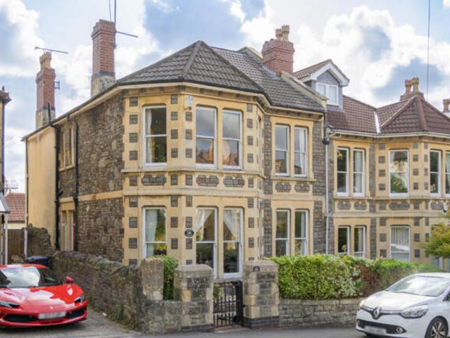 Farm for sale in Bishopston, Feckenham