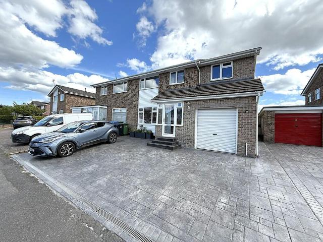 Semi Detached House for sale in Canford Heath Semi Detached House for sale in Canford Heath