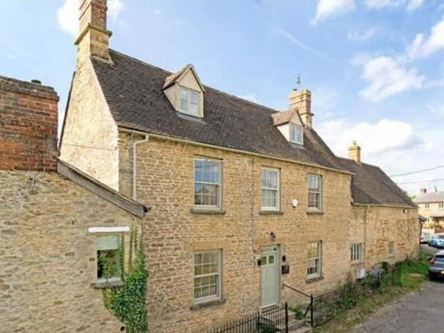 House for sale in Chipping Norton, West Oxfordshire