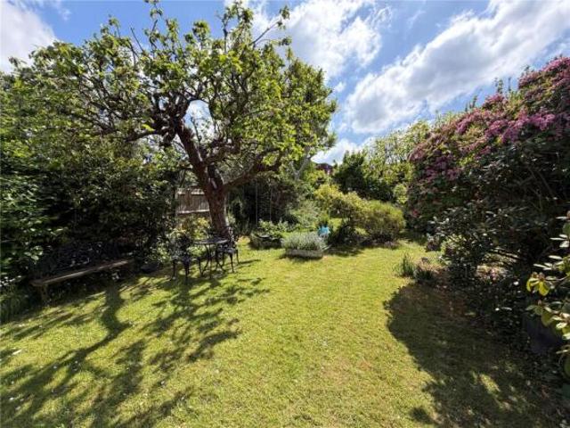Farm for sale in Muswell Hill, Greater London