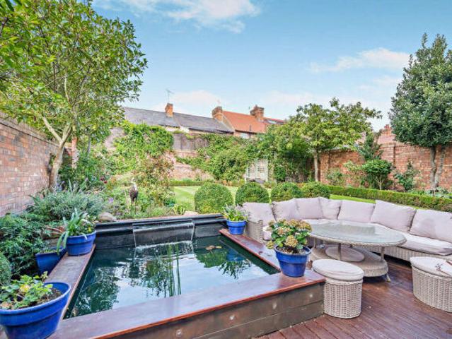 Farm for sale in Newtown, Chester