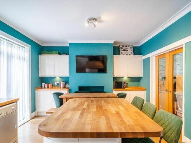 House for sale in Hanging Heaton, Dewsbury