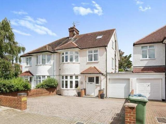 House for sale in Hertfordshire
