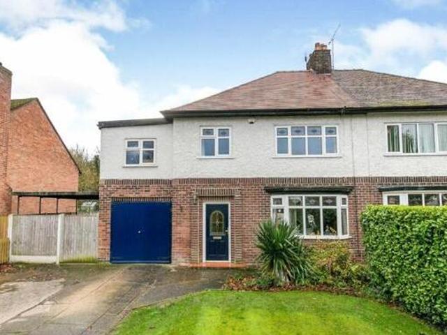 House for sale in Rossmore, Cheshire