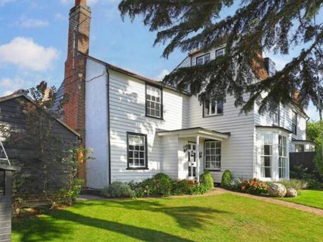 House for sale in Coopersale Street, Epping