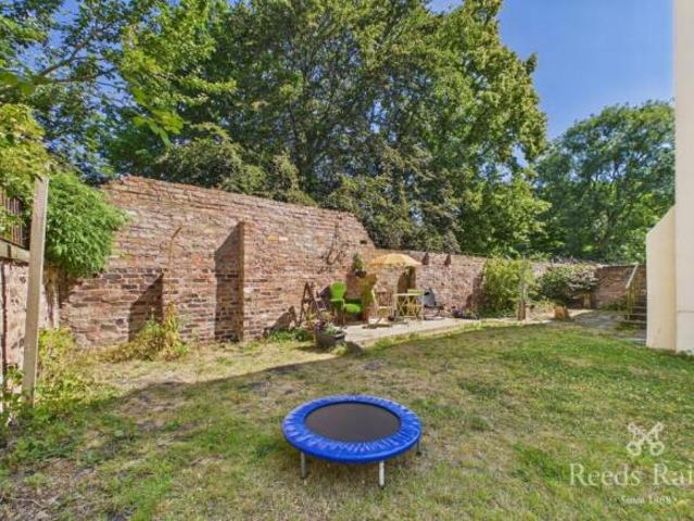 Farm for sale in Calderstones