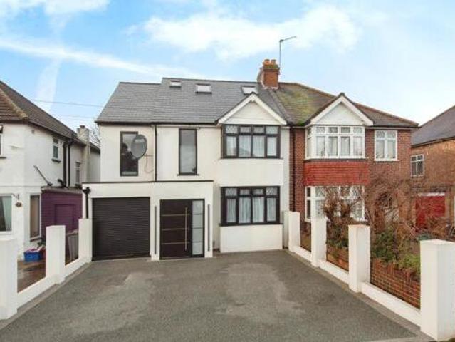 House for sale in London Borough of Hounslow, Feltham