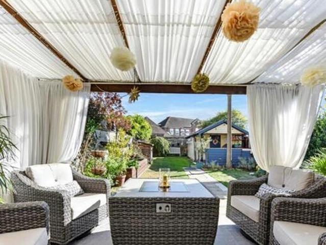 House for sale in Kings Farm, Hamerton