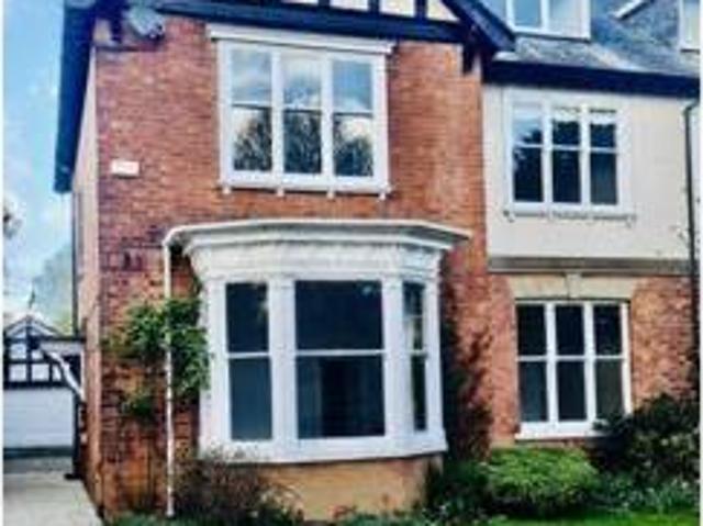 House for sale in Grimsby, North East Lincolnshire