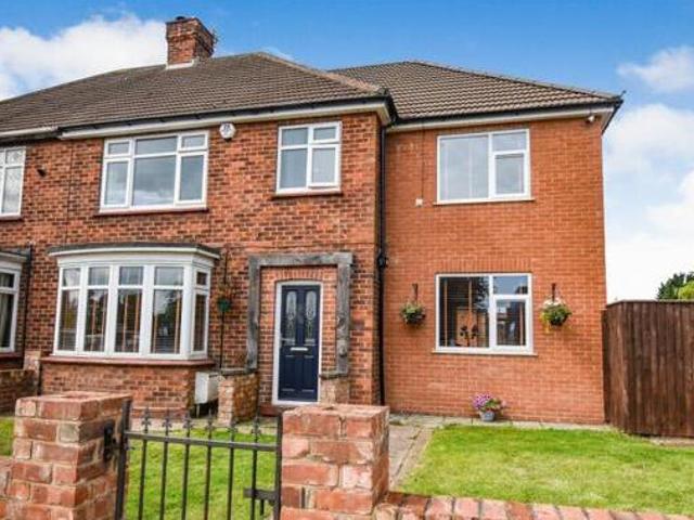 House for sale in Grimsby, North East Lincolnshire