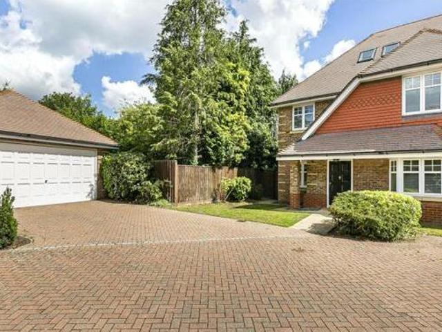House for sale in Lyons, Greater London