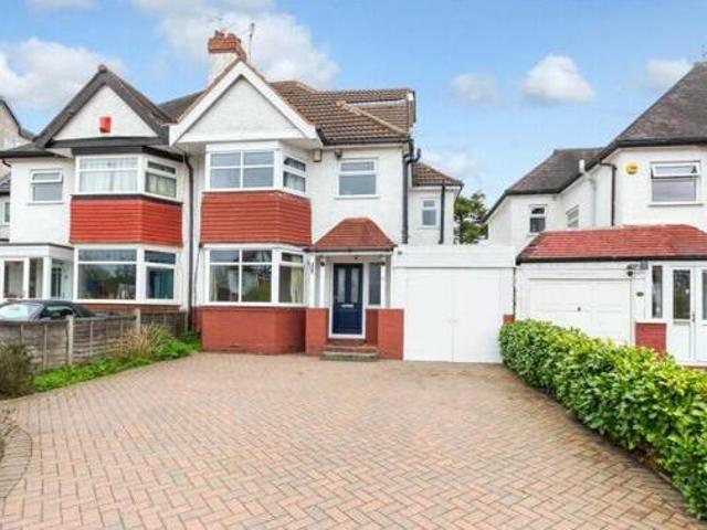 House for sale in Halesowen, West Midlands