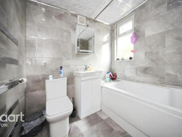 Farm for sale in Spring Park, Luton