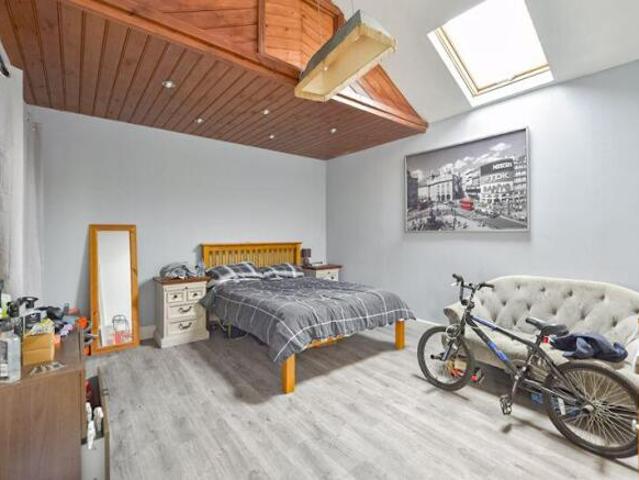Farm for sale in Cosham, City Of Portsmouth