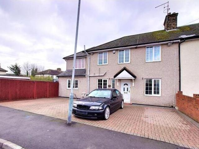 House for sale in Hayes