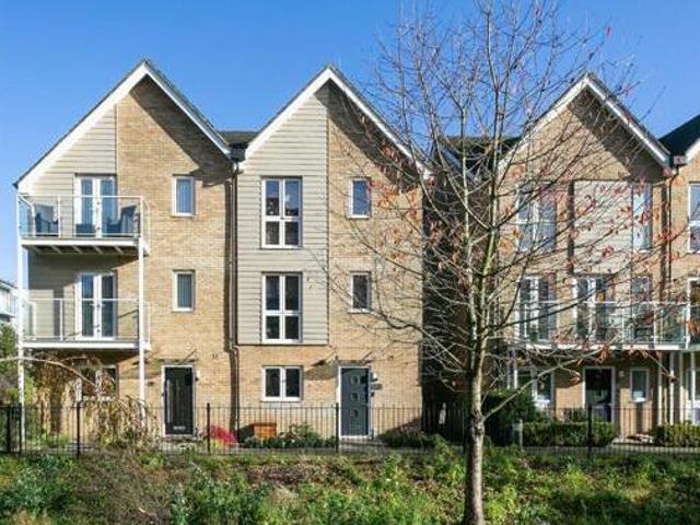 House for sale in Pouchen End, Hertfordshire