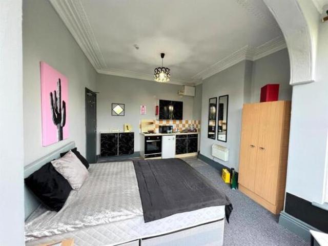 Farm for sale in Whitkirk, Colton