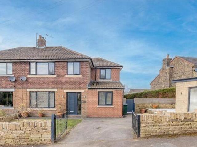 House for sale in Huddersfield, Kirklees