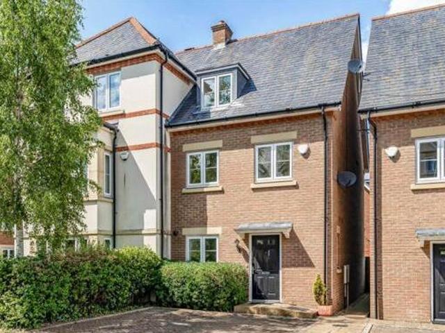 House for sale in The Slade, Oxfordshire