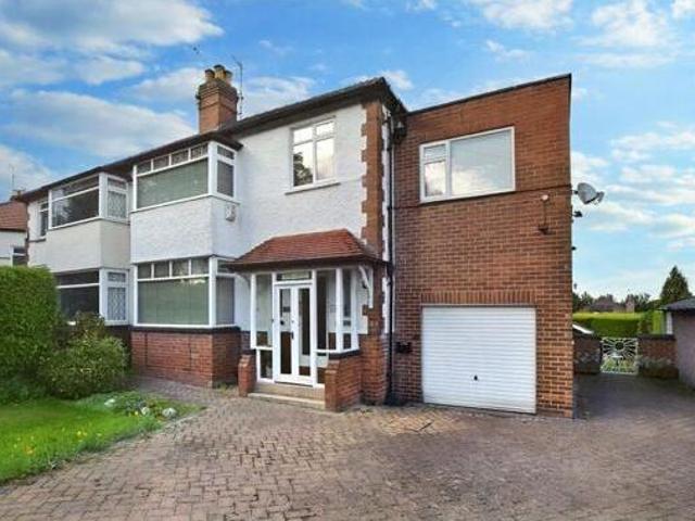 House for sale in Armley, West Yorkshire