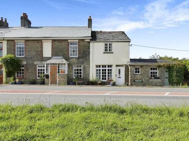 House for sale in Lamellion, Cornwall