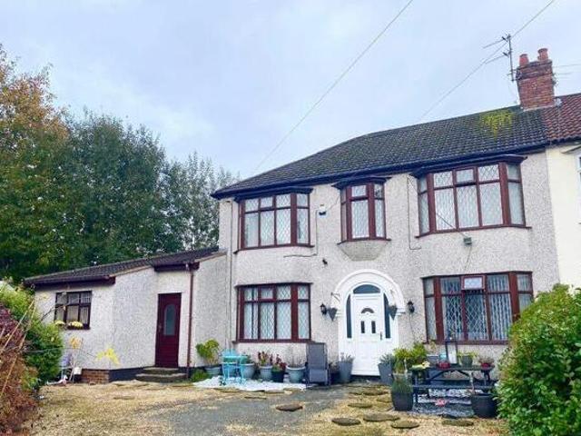 House for sale in Calderstones