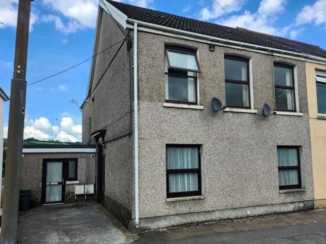 House for sale in Llanelli, Wales