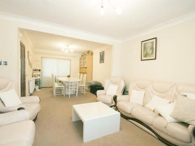 Farm for sale in Langley, Slough