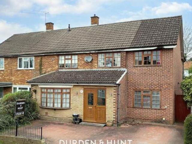 House for sale in Debden Green, Epping