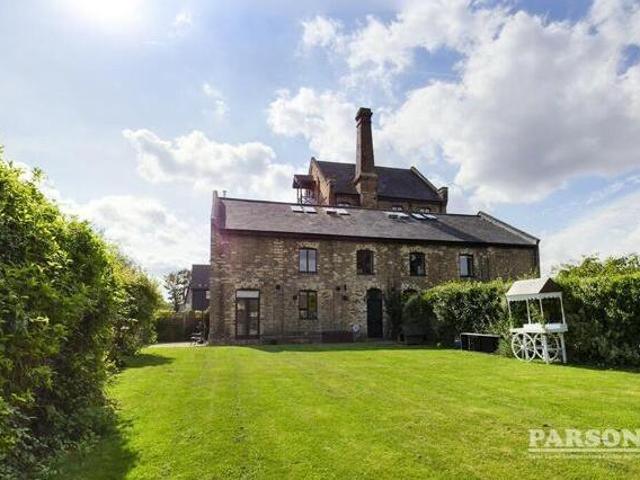 House for sale in Lyons, Greater London