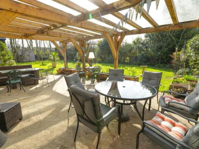 Farm for sale in Monkton, Acol
